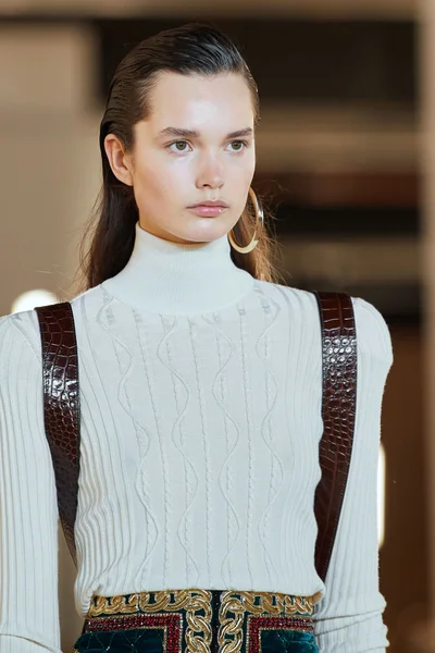 Look 71